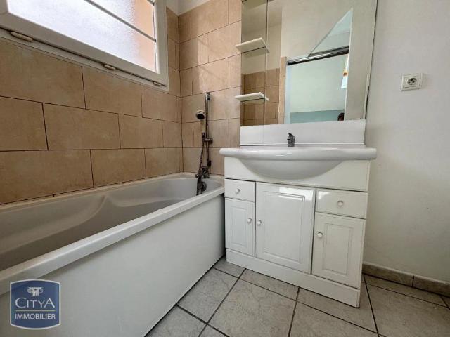 Appartement à louer 2 pièces 42.96m²