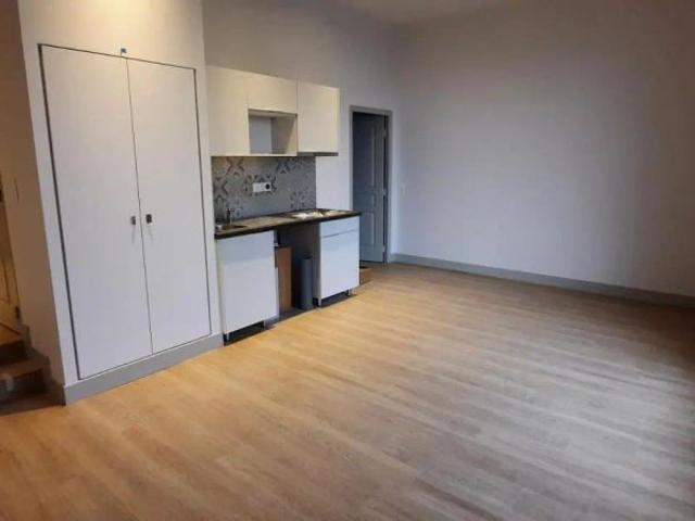 Appartement à louer 2 pièces 42m²