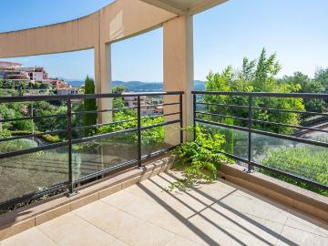 Appartement à louer à Alpes - Cave, Terrasse