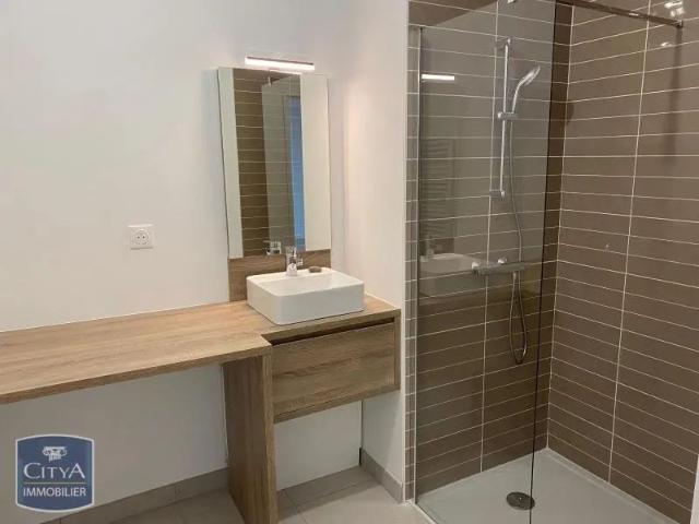 Appartement à louer 2 pièces 43.56m²