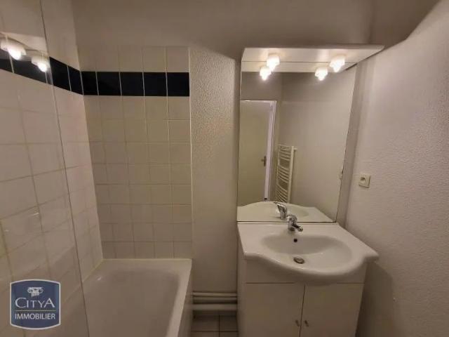 Appartement à louer 2 pièces 43.65m²