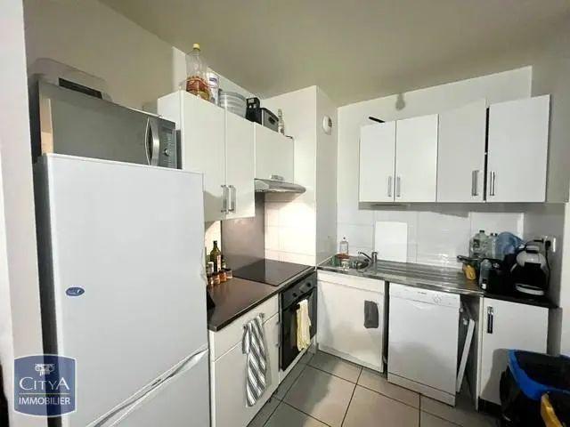 Appartement à louer 2 pièces 43.61m²