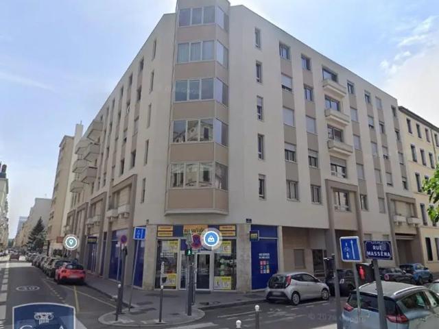 Appartement à louer 2 pièces 43.6m²