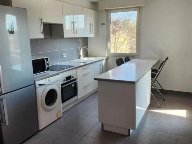 Appartement à louer 2 pièces 43.77m²