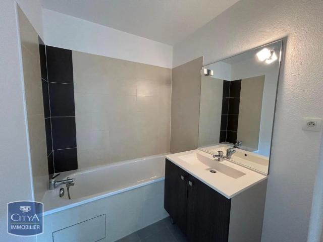 Appartement à louer 2 pièces 43.73m²