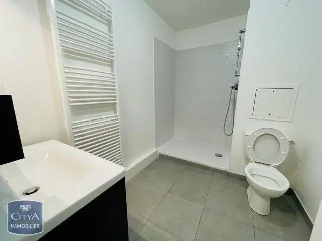 Appartement à louer 2 pièces 43.84m²