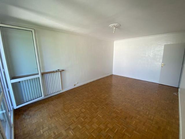 Appartement à louer 2 pièces • 43,94 m 2 Noisy le Grand