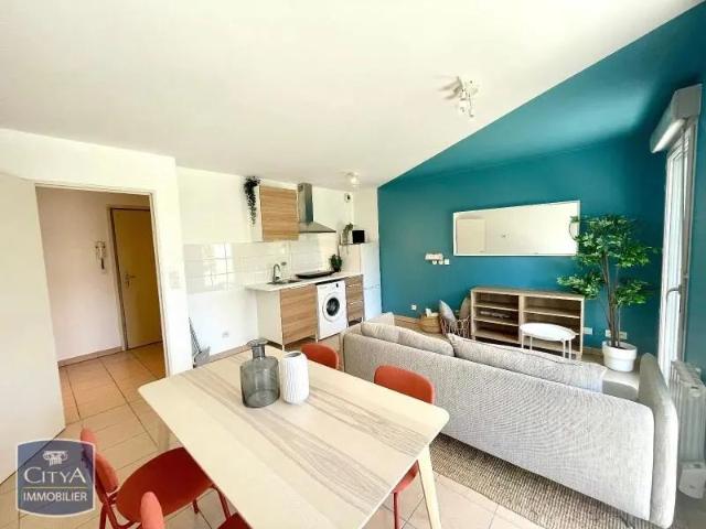 Appartement à louer 2 pièces 43m²