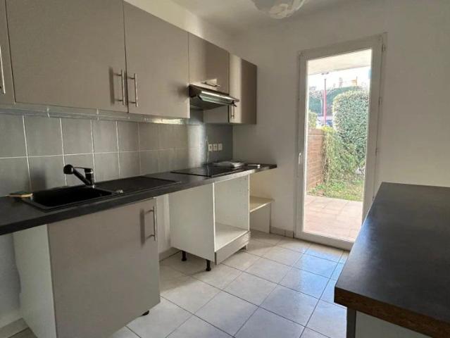 Appartement à louer 2 pièces 54.39m²