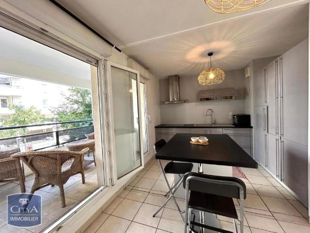 Appartement à louer 2 pièces 54.48m²