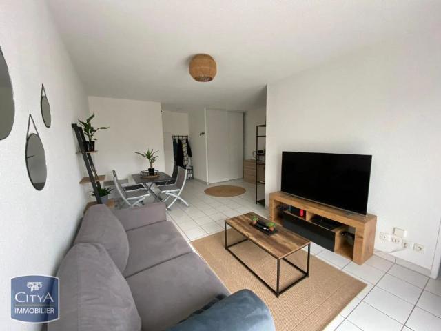 Appartement à louer 2 pièces 54.43m²