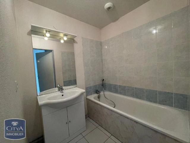 Appartement à louer 2 pièces 54.55m²