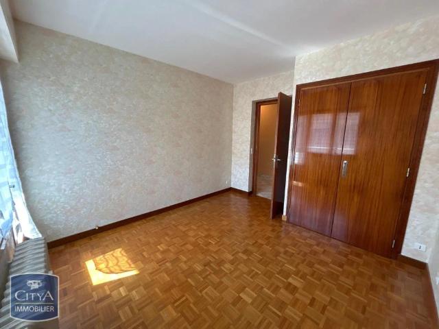 Appartement à louer 2 pièces 54.56m²