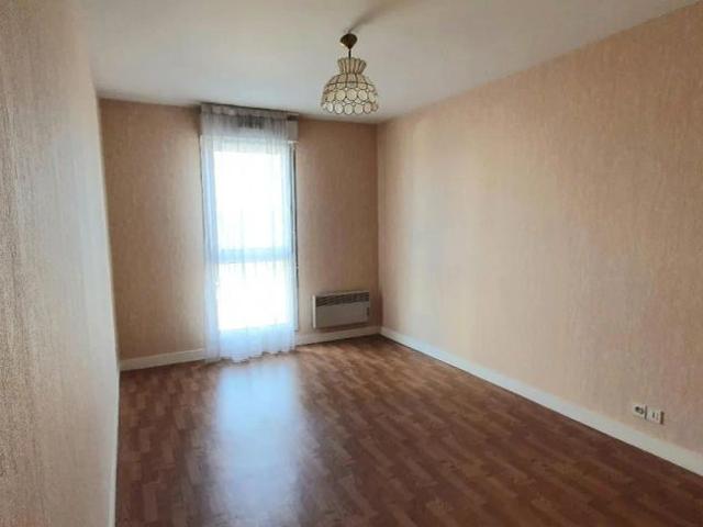 Appartement à louer 2 pièces 54.6m²