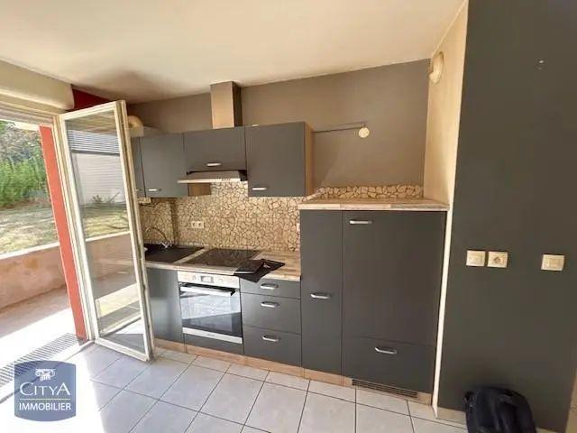 Appartement à louer 2 pièces 54.89m²