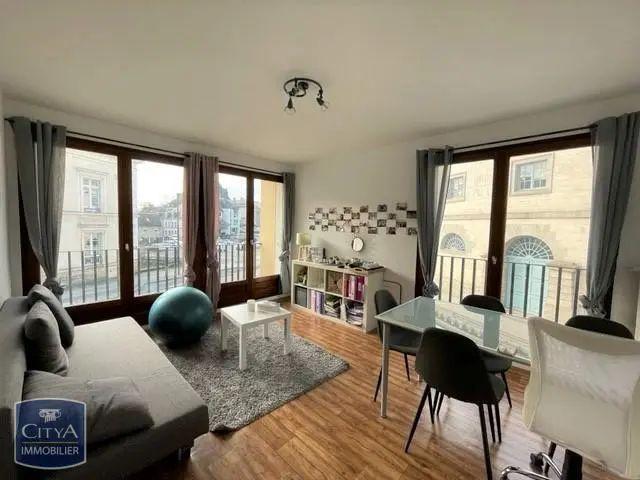 Appartement à louer 2 pièces 54m²