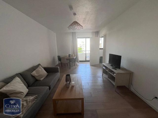 Appartement à louer 2 pièces 55.11m²