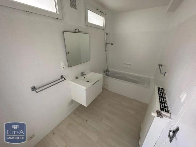 Appartement à louer 2 pièces 55.22m²