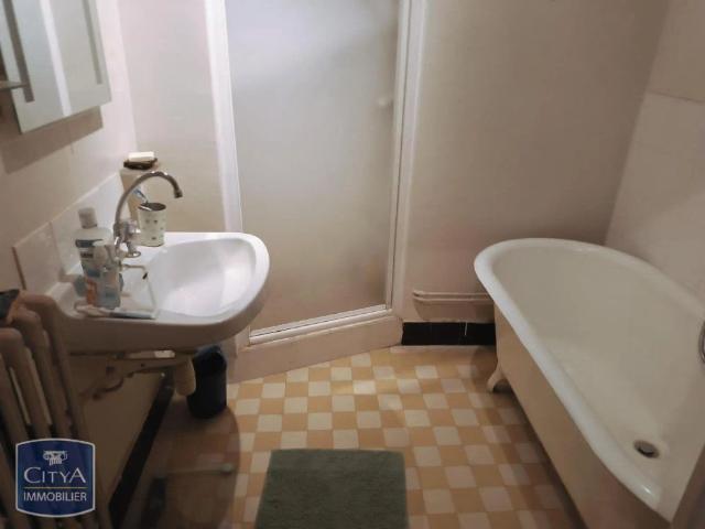 Appartement à louer 2 pièces 55.36m²