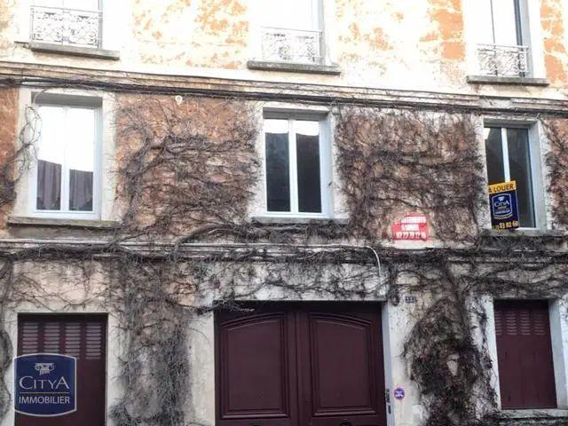 Appartement à louer 2 pièces 55.59m²
