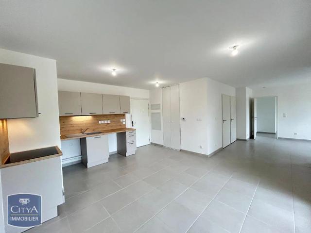 Appartement à louer 2 pièces 55.5m²