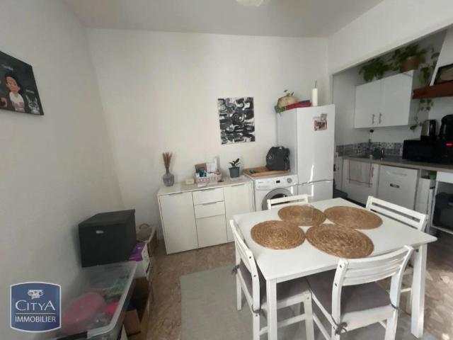 Appartement à louer 2 pièces 55.63m²