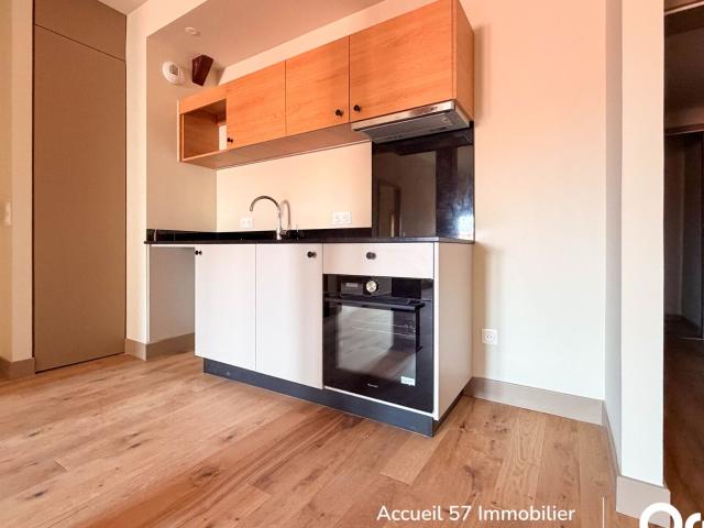 Appartement à louer 2 pièces 56,15 m
