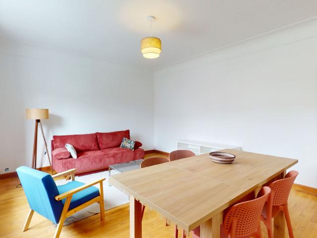 Appartement à louer 2 pièces 56,76 m