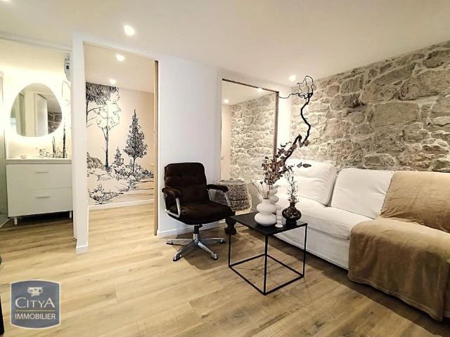 Appartement à louer 2 pièces 56.72m²