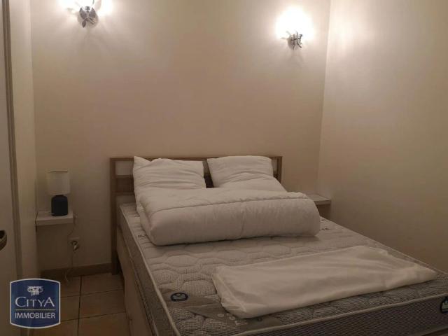 Appartement à louer 2 pièces 56.84m²