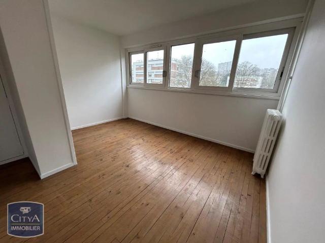 Appartement à louer 2 pièces 56.85m²