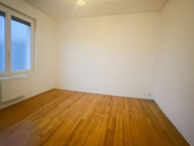Appartement à louer 2 pièces 56,90 m