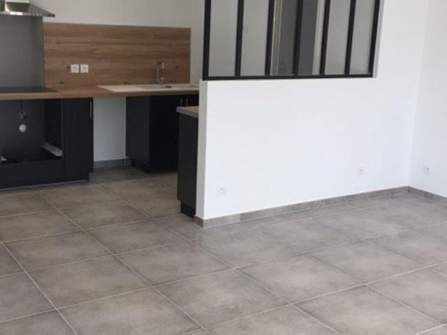 Appartement à louer 2 pièces 57,21 m