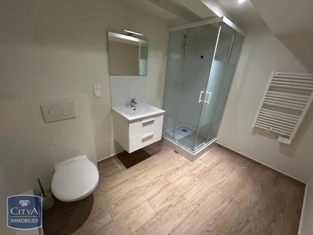 Appartement à louer 2 pièces 57.31m²