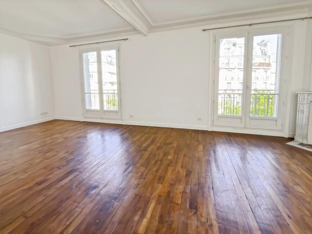 Appartement à louer 2 pièces 57,40 m² | Paris 75018 LAMARCK CAULAINCOURT | 1 970 € | Junot