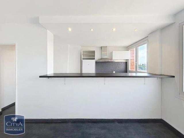 Appartement à louer 2 pièces 57.6m²