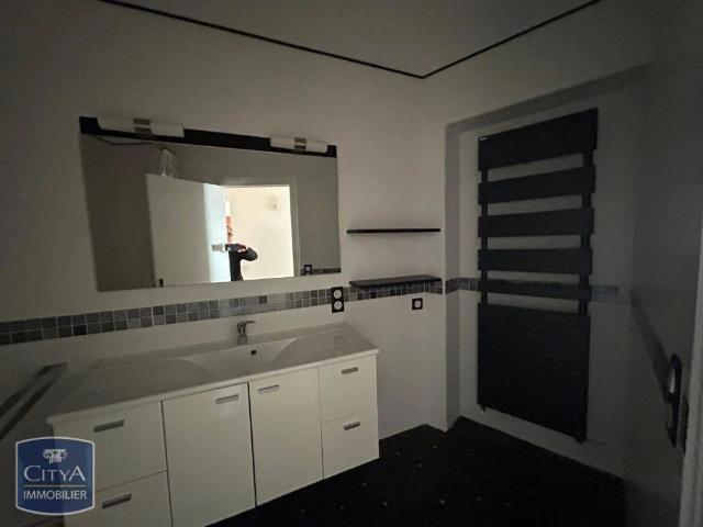 Appartement à louer 2 pièces 57.87m²