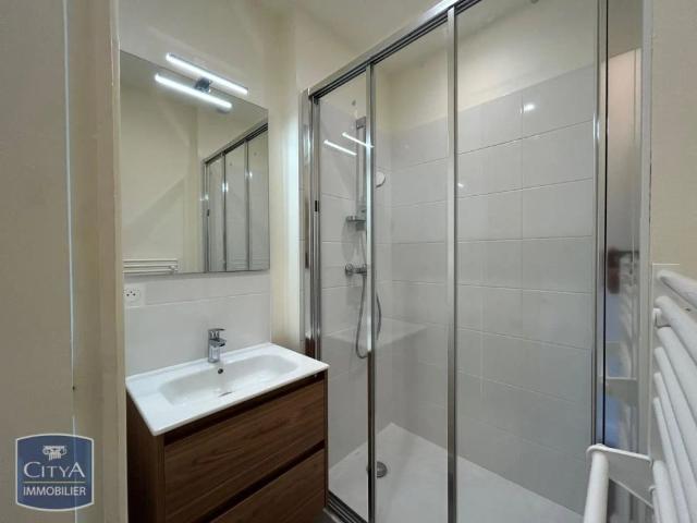 Appartement à louer 2 pièces 57m²