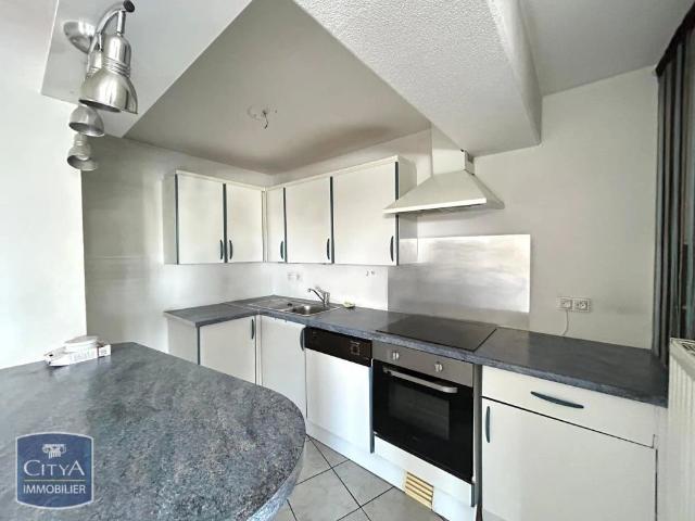 Appartement à louer 2 pièces 57m²