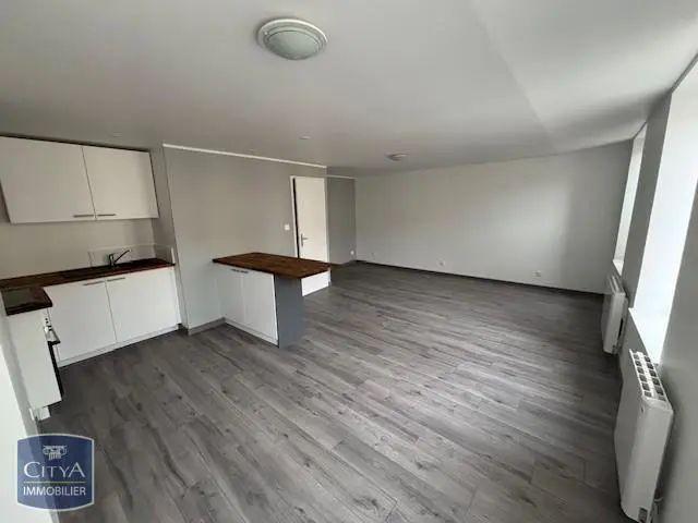 Appartement à louer 2 pièces 59.8m²