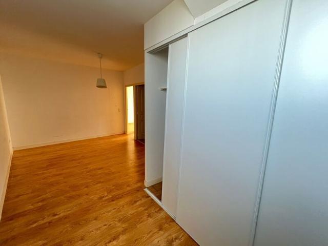 Appartement à louer 2 pièces • 50 m2 Laon