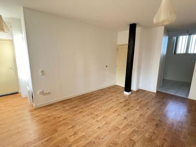 Appartement à louer 2 pièces 50 m