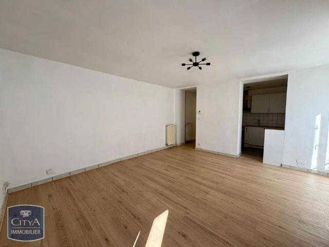 Appartement à louer 2 pièces 50.61m²