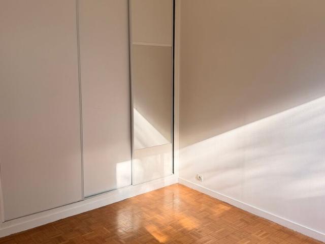 Appartement à louer 2 pièces • 51 m 2 Sèvres