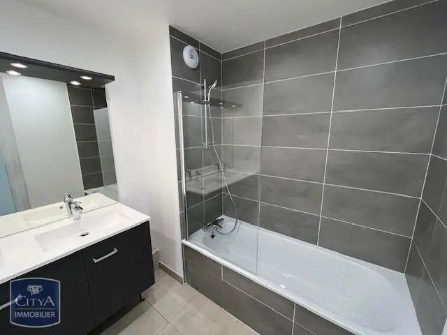 Appartement à louer 2 pièces 51.21m²
