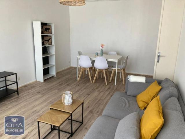 Appartement à louer 2 pièces 51.5m²