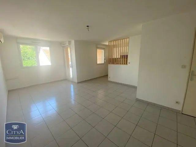Appartement à louer 2 pièces 52.01m²