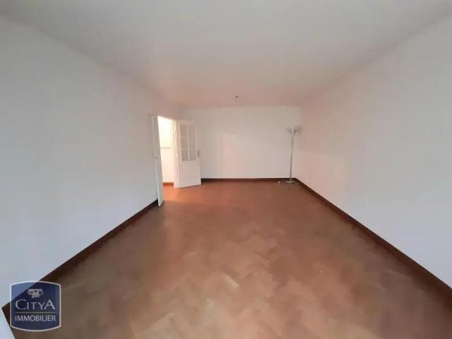 Appartement à louer 2 pièces 52.1m²