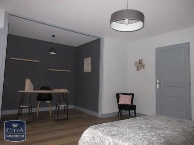 Appartement à louer 2 pièces 52.1m²