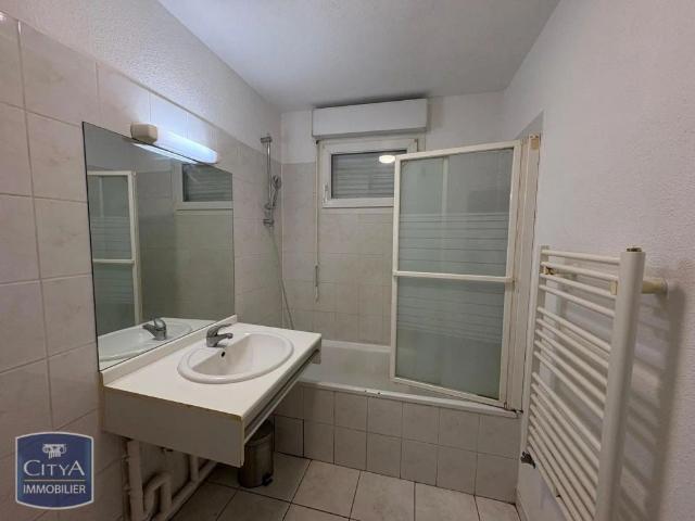 Appartement à louer 2 pièces 52.35m²